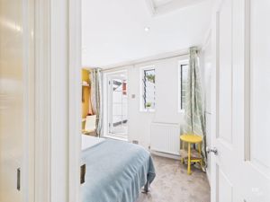 Bedroom- click for photo gallery